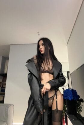 Проститутка Шерил