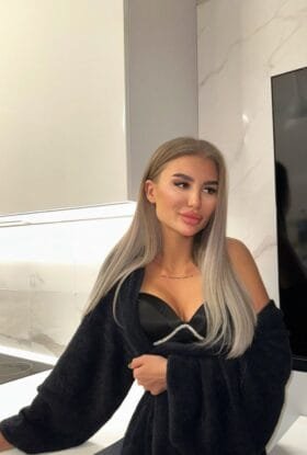 Проститутка Амина