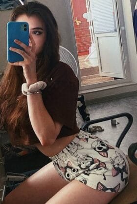 Проститутка Света пиши в телегу