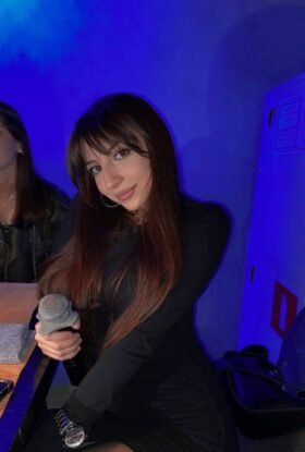 Проститутка Айка